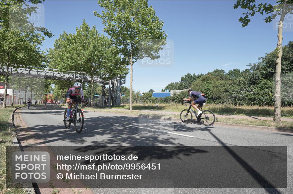 09.08.2026 - GEWOBA Citytriathlon Bremen Michael Burmester http://msf.ph/oto/9956451 09.08.2026 12:43:26 Radfahren 546, 558, 621, 643, 674, 700, 712, 732, 797, 887, 898, 944, 945, 989, 991, 996, 1105, 1108, 1148 meine-sportfotos.de