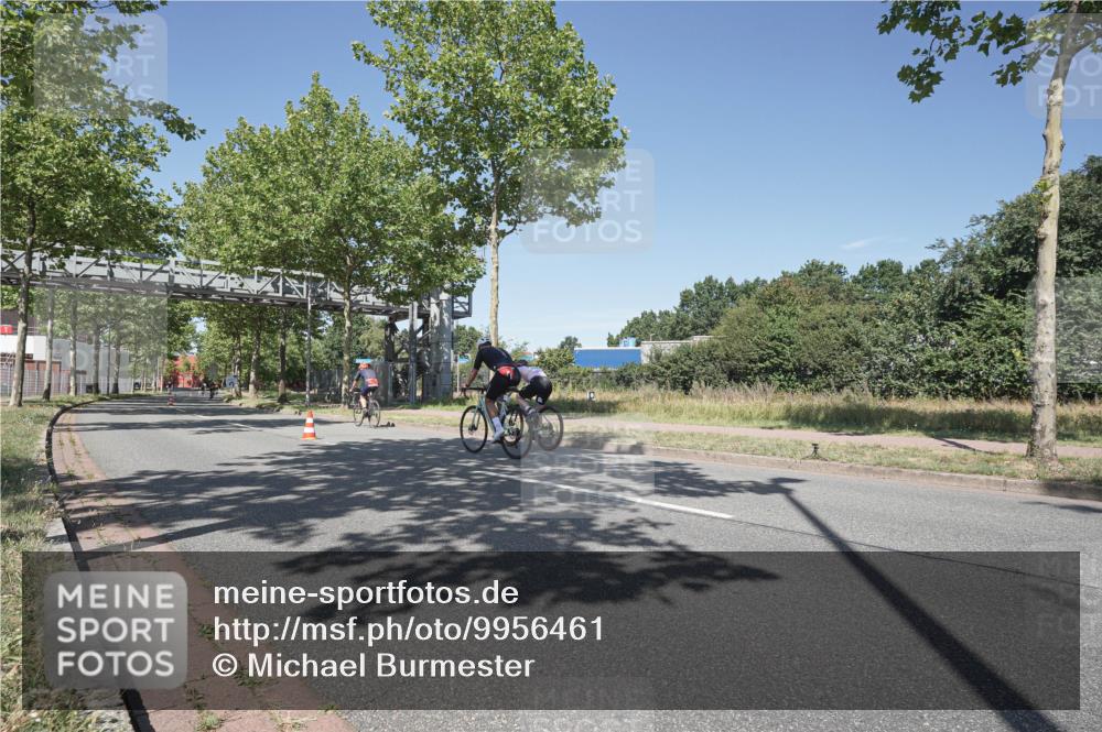 09.08.2026 - GEWOBA Citytriathlon Bremen Michael Burmester http://msf.ph/oto/9956461 09.08.2026 12:43:38 Radfahren 643, 712, 797, 1105, 1148 meine-sportfotos.de