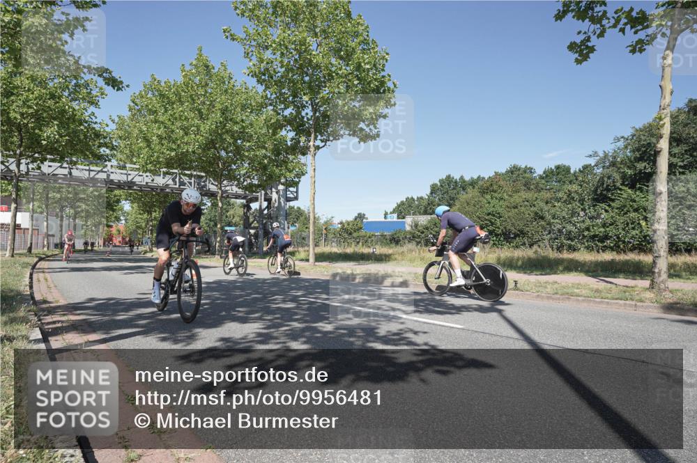 09.08.2026 - GEWOBA Citytriathlon Bremen Michael Burmester http://msf.ph/oto/9956481 09.08.2026 12:44:11 Radfahren 614, 660, 661, 714, 891, 951, 957, 974 meine-sportfotos.de