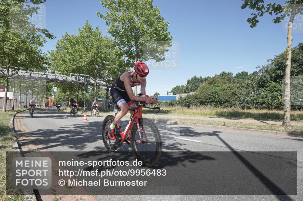 09.08.2026 - GEWOBA Citytriathlon Bremen Michael Burmester http://msf.ph/oto/9956483 09.08.2026 12:44:13 Radfahren 614, 658, 660, 661, 714, 854, 891, 957, 974 meine-sportfotos.de