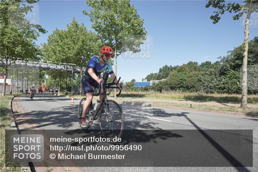 09.08.2026 - GEWOBA Citytriathlon Bremen Michael Burmester http://msf.ph/oto/9956490 09.08.2026 12:44:25 Radfahren 587, 629, 658, 669, 714, 779, 854, 957, 1014, 1106, 1122, 1152 meine-sportfotos.de