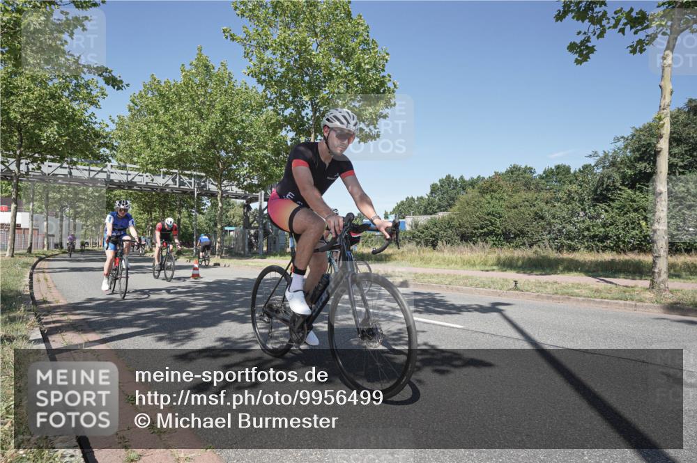 09.08.2026 - GEWOBA Citytriathlon Bremen Michael Burmester http://msf.ph/oto/9956499 09.08.2026 12:44:32 Radfahren 587, 629, 654, 658, 669, 771, 779, 801, 849, 854, 1014, 1106, 1122, 1152 meine-sportfotos.de