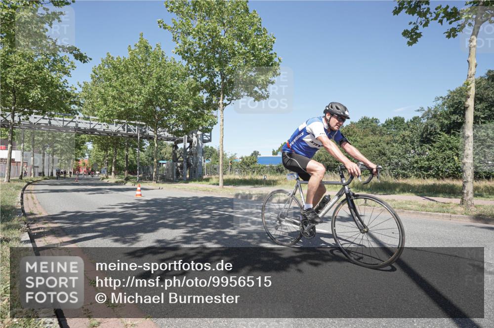 09.08.2026 - GEWOBA Citytriathlon Bremen Michael Burmester http://msf.ph/oto/9956515 09.08.2026 12:44:53 Radfahren 607, 666, 729, 813, 831, 842, 936, 941, 985, 1117 meine-sportfotos.de