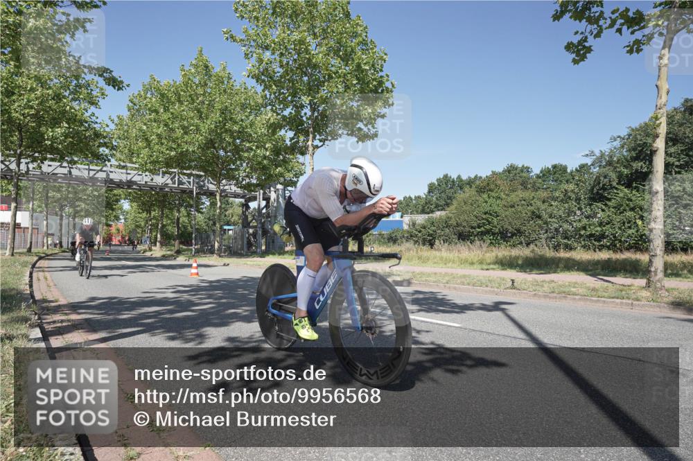 09.08.2026 - GEWOBA Citytriathlon Bremen Michael Burmester http://msf.ph/oto/9956568 09.08.2026 12:46:11 Radfahren 698, 703, 746, 775, 899, 917, 1002 meine-sportfotos.de