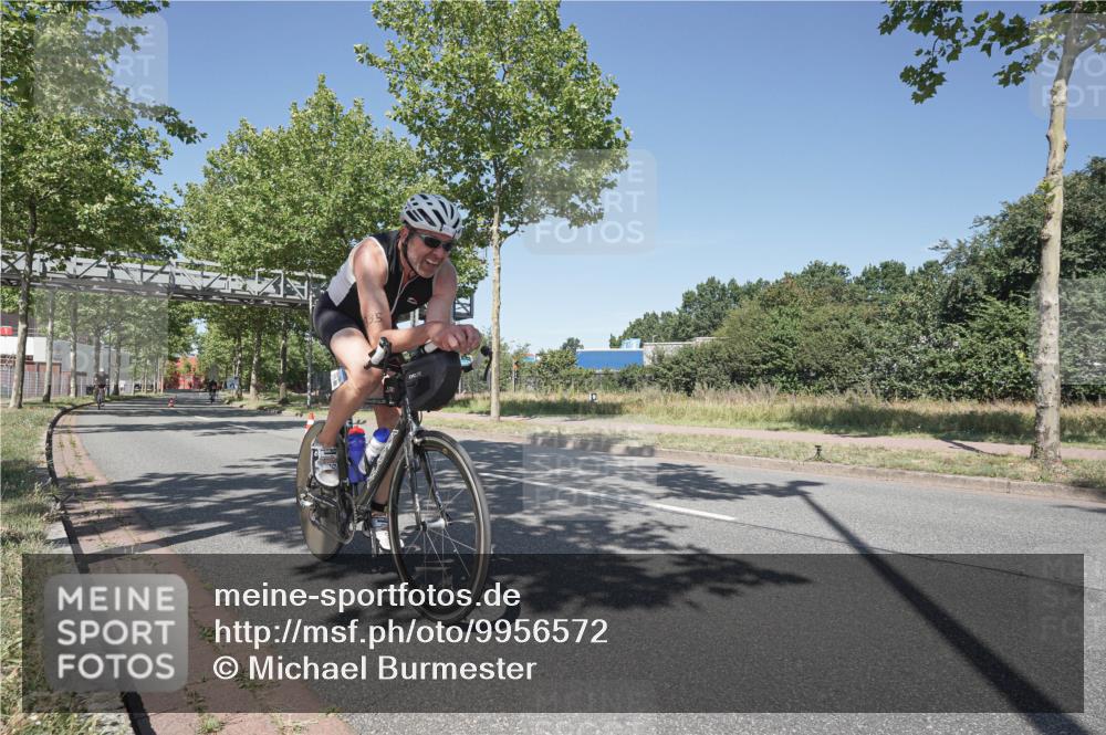 09.08.2026 - GEWOBA Citytriathlon Bremen Michael Burmester http://msf.ph/oto/9956572 09.08.2026 12:46:22 Radfahren 575, 746, 835, 917, 958, 1002 meine-sportfotos.de