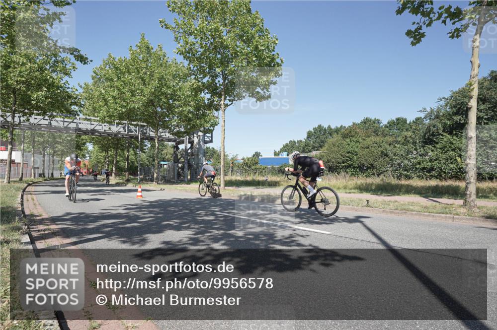 09.08.2026 - GEWOBA Citytriathlon Bremen Michael Burmester http://msf.ph/oto/9956578 09.08.2026 12:46:36 Radfahren 575, 579, 650, 652, 958 meine-sportfotos.de