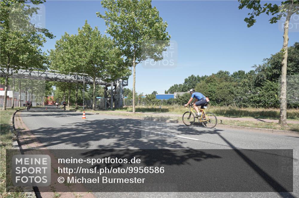 09.08.2026 - GEWOBA Citytriathlon Bremen Michael Burmester http://msf.ph/oto/9956586 09.08.2026 12:46:46 Radfahren 112, 579, 591, 616, 650, 652, 692 meine-sportfotos.de