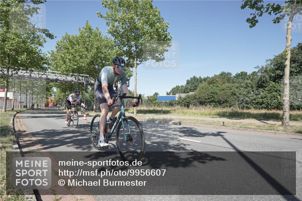 09.08.2026 - GEWOBA Citytriathlon Bremen Michael Burmester http://msf.ph/oto/9956607 09.08.2026 12:47:27 Radfahren 540, 554, 619, 646, 662, 721, 747, 793, 969 meine-sportfotos.de