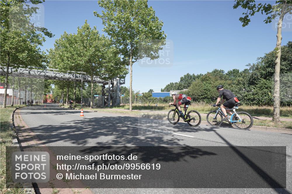 09.08.2026 - GEWOBA Citytriathlon Bremen Michael Burmester http://msf.ph/oto/9956619 09.08.2026 12:47:46 Radfahren 593, 618, 642, 719, 735, 904 meine-sportfotos.de