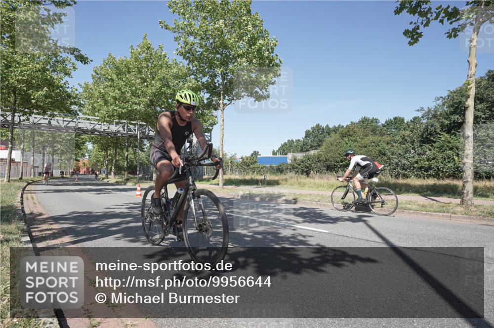 09.08.2026 - GEWOBA Citytriathlon Bremen Michael Burmester http://msf.ph/oto/9956644 09.08.2026 12:48:24 Radfahren 547, 605, 613, 677, 769, 822 meine-sportfotos.de