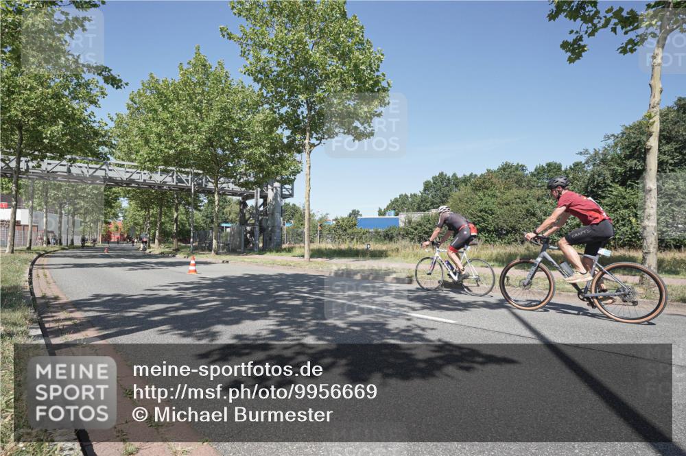09.08.2026 - GEWOBA Citytriathlon Bremen Michael Burmester http://msf.ph/oto/9956669 09.08.2026 12:48:58 Radfahren 592, 641, 724, 959, 1141, 1149 meine-sportfotos.de