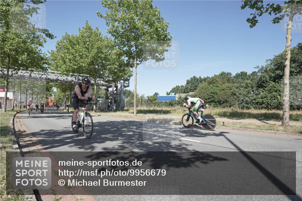 09.08.2026 - GEWOBA Citytriathlon Bremen Michael Burmester http://msf.ph/oto/9956679 09.08.2026 12:49:17 Radfahren 569, 647, 757, 765, 905, 999, 1160 meine-sportfotos.de