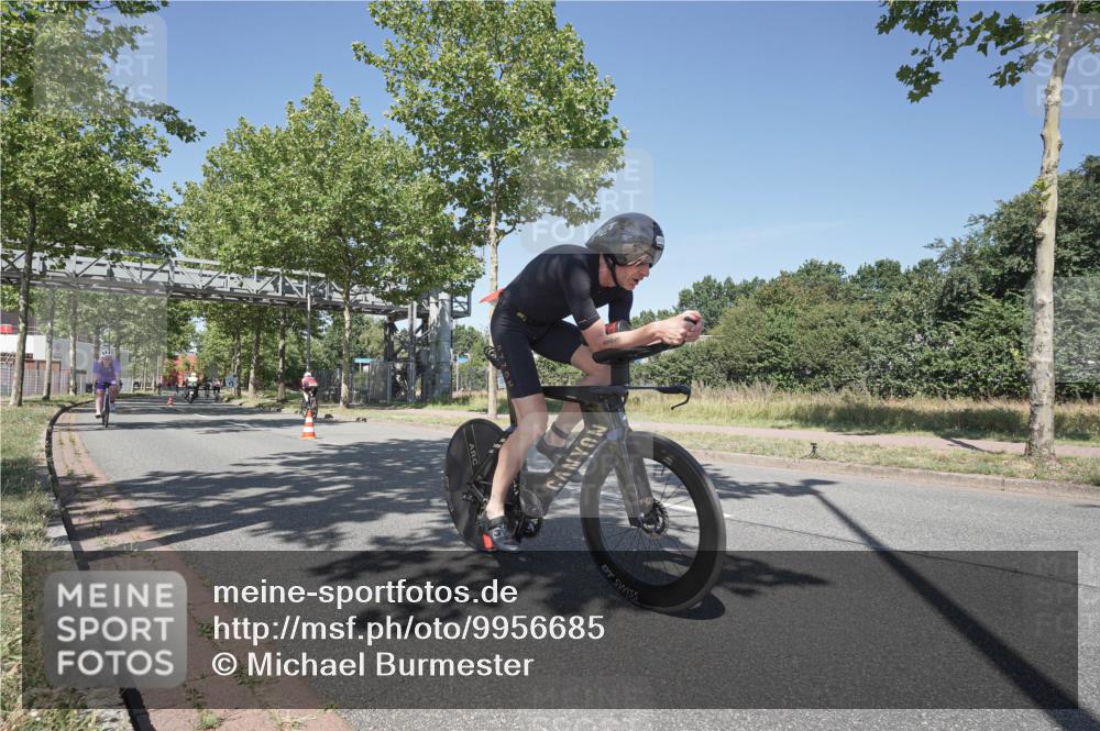 09.08.2026 - GEWOBA Citytriathlon Bremen Michael Burmester http://msf.ph/oto/9956685 09.08.2026 12:49:27 Radfahren 569, 583, 710, 757, 765, 803, 963, 999, 1160 meine-sportfotos.de
