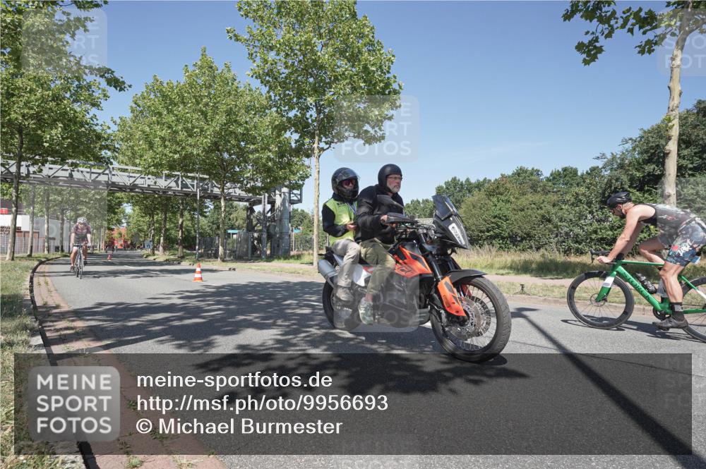 09.08.2026 - GEWOBA Citytriathlon Bremen Michael Burmester http://msf.ph/oto/9956693 09.08.2026 12:49:47 Radfahren 680, 710, 852, 874, 924, 946, 983, 1150 meine-sportfotos.de