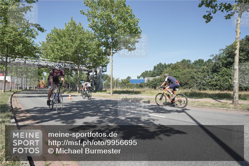 09.08.2026 - GEWOBA Citytriathlon Bremen Michael Burmester http://msf.ph/oto/9956695 09.08.2026 12:49:48 Radfahren 590, 680, 852, 874, 924, 946, 967, 983, 1150 meine-sportfotos.de