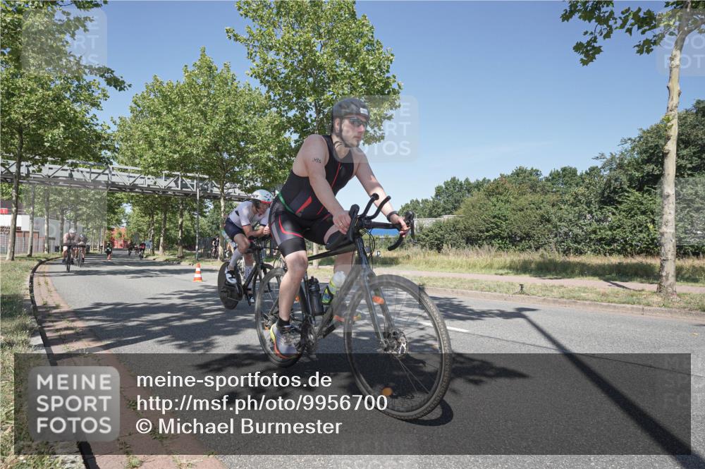 09.08.2026 - GEWOBA Citytriathlon Bremen Michael Burmester http://msf.ph/oto/9956700 09.08.2026 12:49:57 Radfahren 590, 686, 773, 777, 784, 852, 874, 946, 967, 1008 meine-sportfotos.de