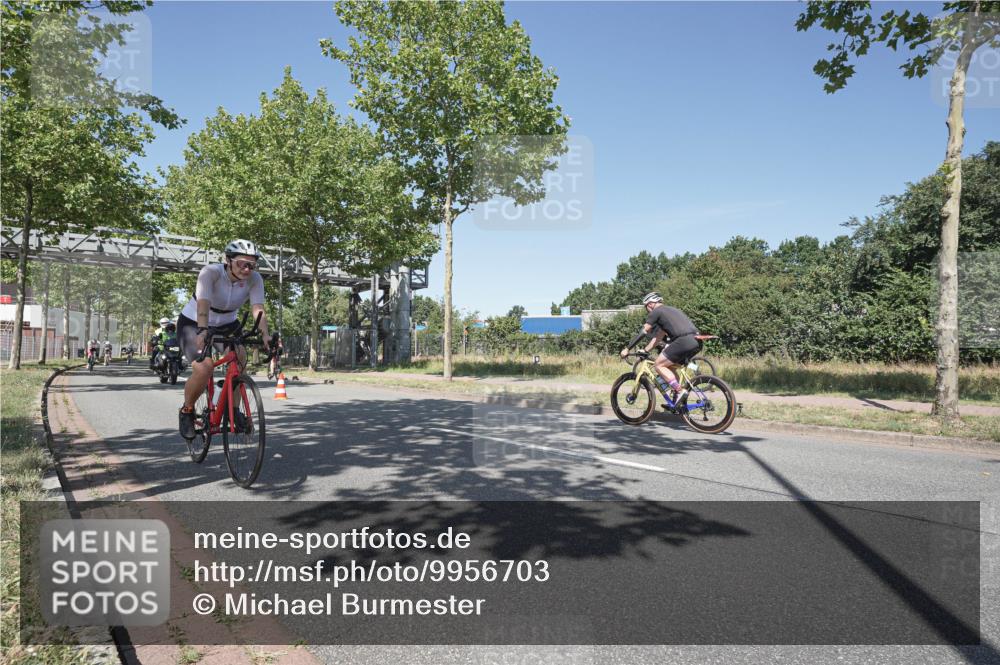 09.08.2026 - GEWOBA Citytriathlon Bremen Michael Burmester http://msf.ph/oto/9956703 09.08.2026 12:50:00 Radfahren 557, 590, 686, 773, 777, 784, 875, 946, 967, 1008 meine-sportfotos.de