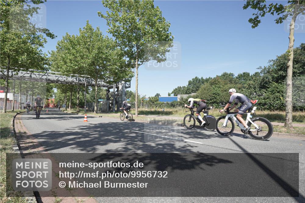 09.08.2026 - GEWOBA Citytriathlon Bremen Michael Burmester http://msf.ph/oto/9956732 09.08.2026 12:50:50 Radfahren 594, 624, 648, 730, 794, 799, 879, 932, 987, 1016, 1137, 1139 meine-sportfotos.de