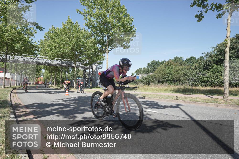 09.08.2026 - GEWOBA Citytriathlon Bremen Michael Burmester http://msf.ph/oto/9956740 09.08.2026 12:50:56 Radfahren 624, 799, 808, 879, 932, 987, 1016, 1139 meine-sportfotos.de
