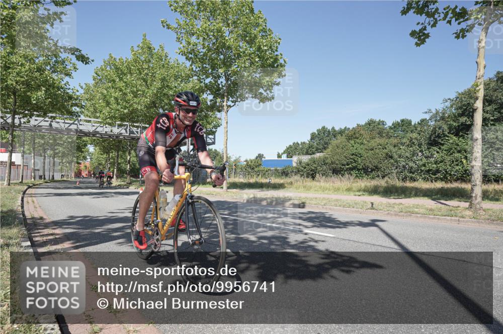 09.08.2026 - GEWOBA Citytriathlon Bremen Michael Burmester http://msf.ph/oto/9956741 09.08.2026 12:50:58 Radfahren 624, 799, 808, 879, 932, 987, 1016, 1139 meine-sportfotos.de
