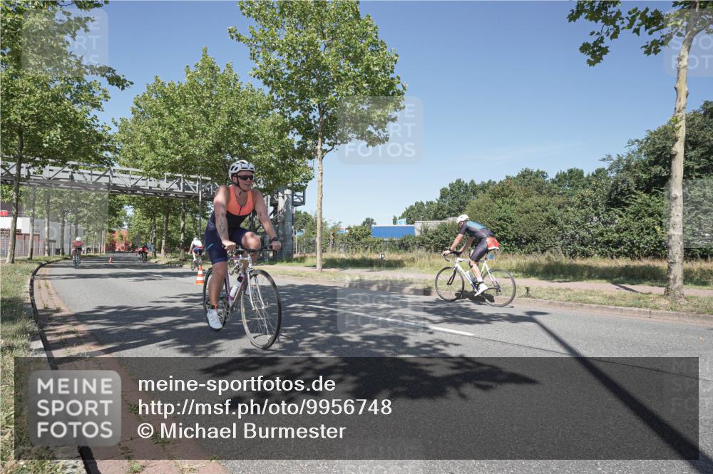 09.08.2026 - GEWOBA Citytriathlon Bremen Michael Burmester http://msf.ph/oto/9956748 09.08.2026 12:51:11 Radfahren 606, 808, 884, 1133 meine-sportfotos.de