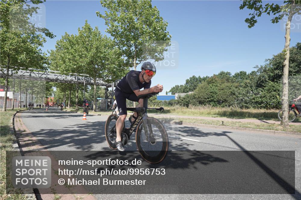 09.08.2026 - GEWOBA Citytriathlon Bremen Michael Burmester http://msf.ph/oto/9956753 09.08.2026 12:51:25 Radfahren 756, 880, 884, 1019 meine-sportfotos.de