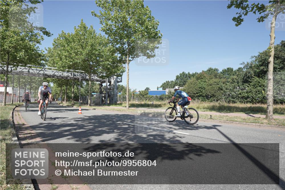 09.08.2026 - GEWOBA Citytriathlon Bremen Michael Burmester http://msf.ph/oto/9956804 09.08.2026 12:52:39 Radfahren 611, 636, 655, 716, 726, 739, 778, 807, 1009 meine-sportfotos.de