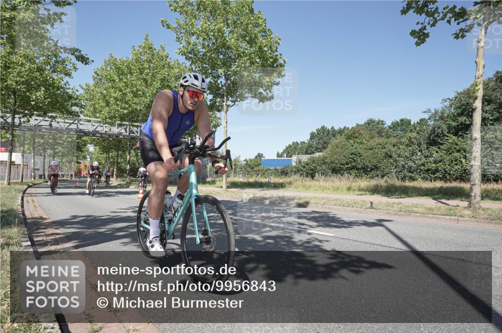 09.08.2026 - GEWOBA Citytriathlon Bremen Michael Burmester http://msf.ph/oto/9956843 09.08.2026 12:53:30 Radfahren 559, 571, 609, 687, 770, 776, 814, 1015, 1114 meine-sportfotos.de
