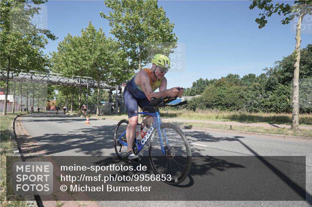 09.08.2026 - GEWOBA Citytriathlon Bremen Michael Burmester http://msf.ph/oto/9956853 09.08.2026 12:53:44 Radfahren 559, 571, 609, 638, 687, 749, 814, 823, 869, 901, 1114 meine-sportfotos.de