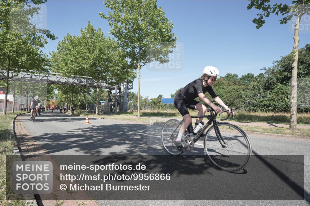 09.08.2026 - GEWOBA Citytriathlon Bremen Michael Burmester http://msf.ph/oto/9956866 09.08.2026 12:54:06 Radfahren 552, 566, 572, 678, 728, 758, 788, 790, 792, 804, 846, 861, 939, 981, 1101, 1119, 1124, 1138 meine-sportfotos.de