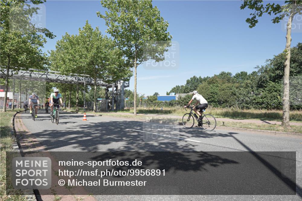 09.08.2026 - GEWOBA Citytriathlon Bremen Michael Burmester http://msf.ph/oto/9956891 09.08.2026 12:54:41 Radfahren 541, 574, 596, 623, 695, 733, 744, 812, 816, 935, 1118, 1142 meine-sportfotos.de