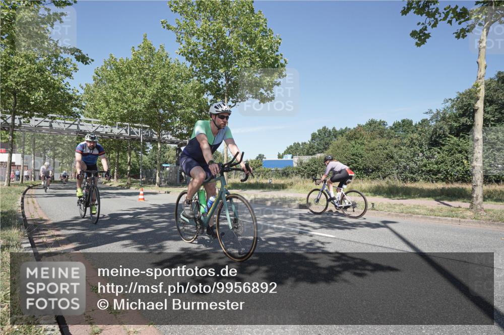 09.08.2026 - GEWOBA Citytriathlon Bremen Michael Burmester http://msf.ph/oto/9956892 09.08.2026 12:54:42 Radfahren 541, 596, 623, 695, 733, 744, 812, 816, 935, 1118, 1142 meine-sportfotos.de