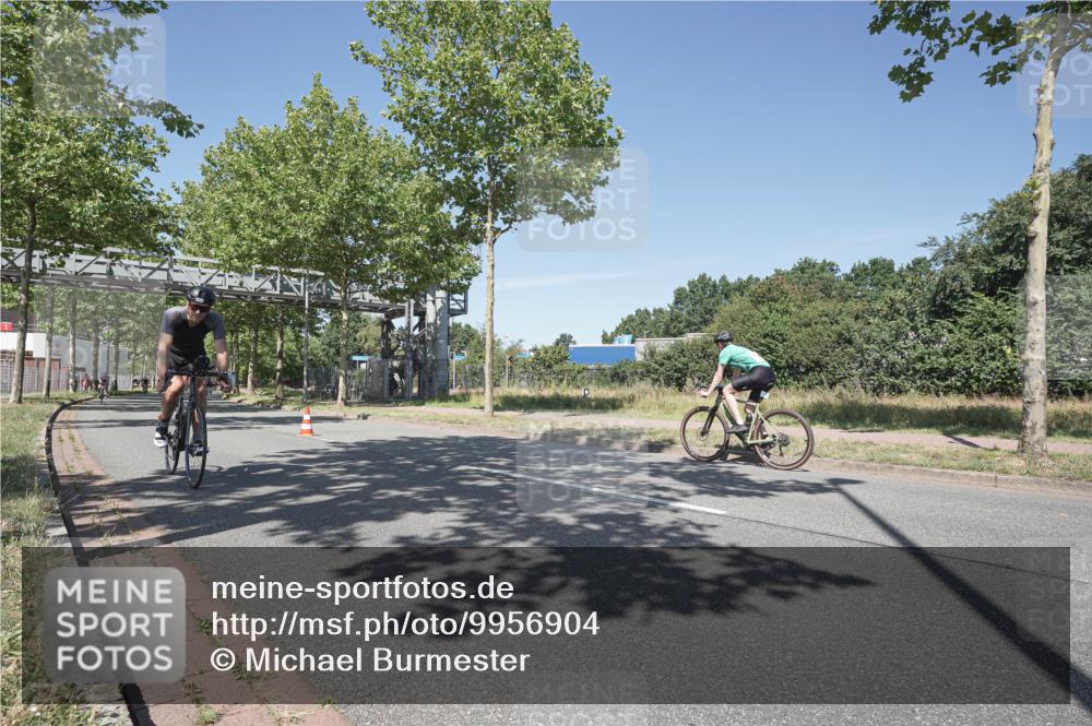 09.08.2026 - GEWOBA Citytriathlon Bremen Michael Burmester http://msf.ph/oto/9956904 09.08.2026 12:54:59 Radfahren 541, 568, 623, 695, 745, 839, 935 meine-sportfotos.de