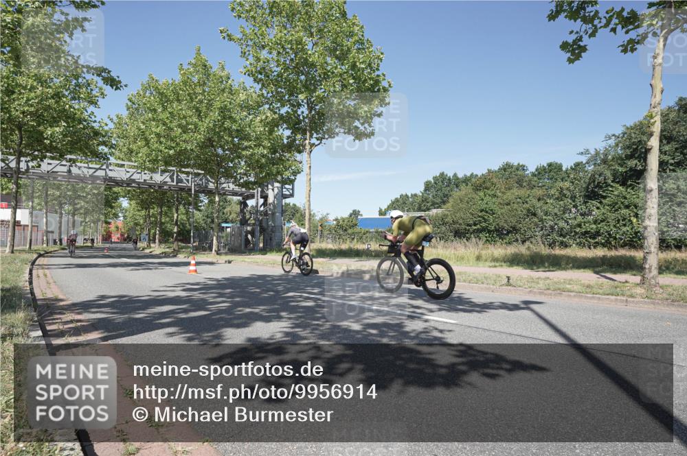 09.08.2026 - GEWOBA Citytriathlon Bremen Michael Burmester http://msf.ph/oto/9956914 09.08.2026 12:55:14 Radfahren 565, 568, 705, 743, 745, 789, 911, 930, 970 meine-sportfotos.de