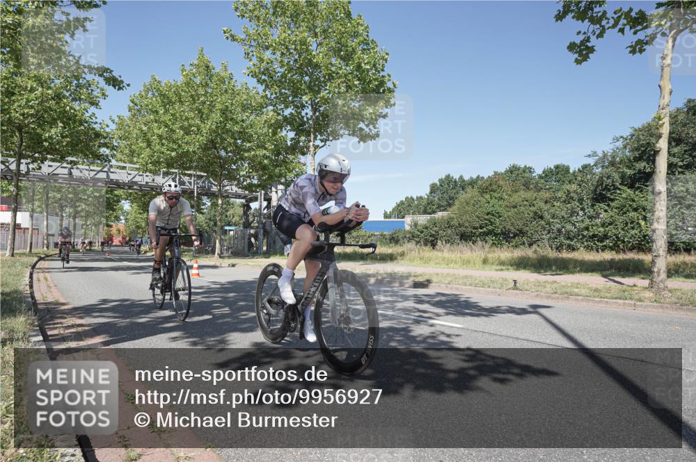 09.08.2026 - GEWOBA Citytriathlon Bremen Michael Burmester http://msf.ph/oto/9956927 09.08.2026 12:55:30 Radfahren 653, 705, 789, 872, 918, 930, 938, 948, 960, 1111, 1131, 1147 meine-sportfotos.de
