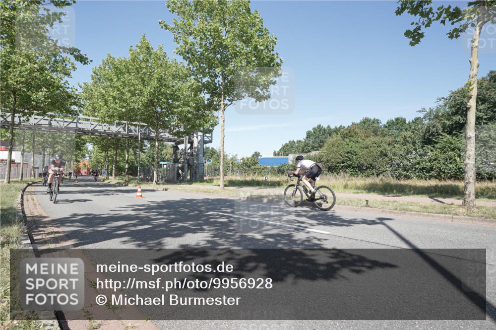 09.08.2026 - GEWOBA Citytriathlon Bremen Michael Burmester http://msf.ph/oto/9956928 09.08.2026 12:55:31 Radfahren 653, 675, 705, 872, 918, 930, 938, 948, 960, 1111, 1131, 1147 meine-sportfotos.de