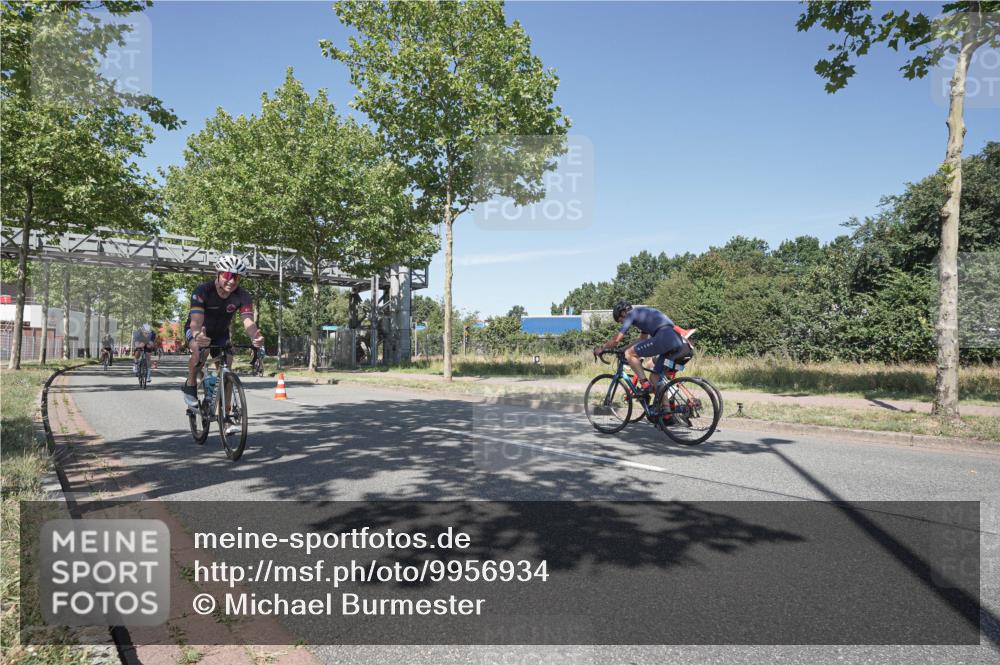 09.08.2026 - GEWOBA Citytriathlon Bremen Michael Burmester http://msf.ph/oto/9956934 09.08.2026 12:55:37 Radfahren 653, 675, 694, 872, 918, 938, 948, 960, 1111, 1131, 1147 meine-sportfotos.de