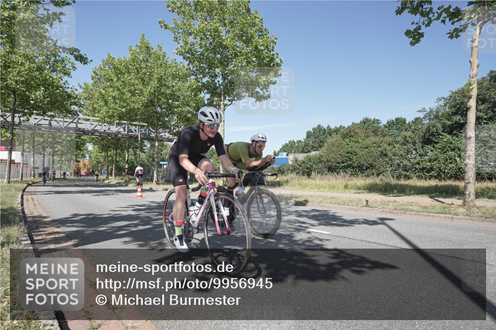 09.08.2026 - GEWOBA Citytriathlon Bremen Michael Burmester http://msf.ph/oto/9956945 09.08.2026 12:55:57 Radfahren 612, 667, 763, 783, 897, 1005, 1146, 1156 meine-sportfotos.de