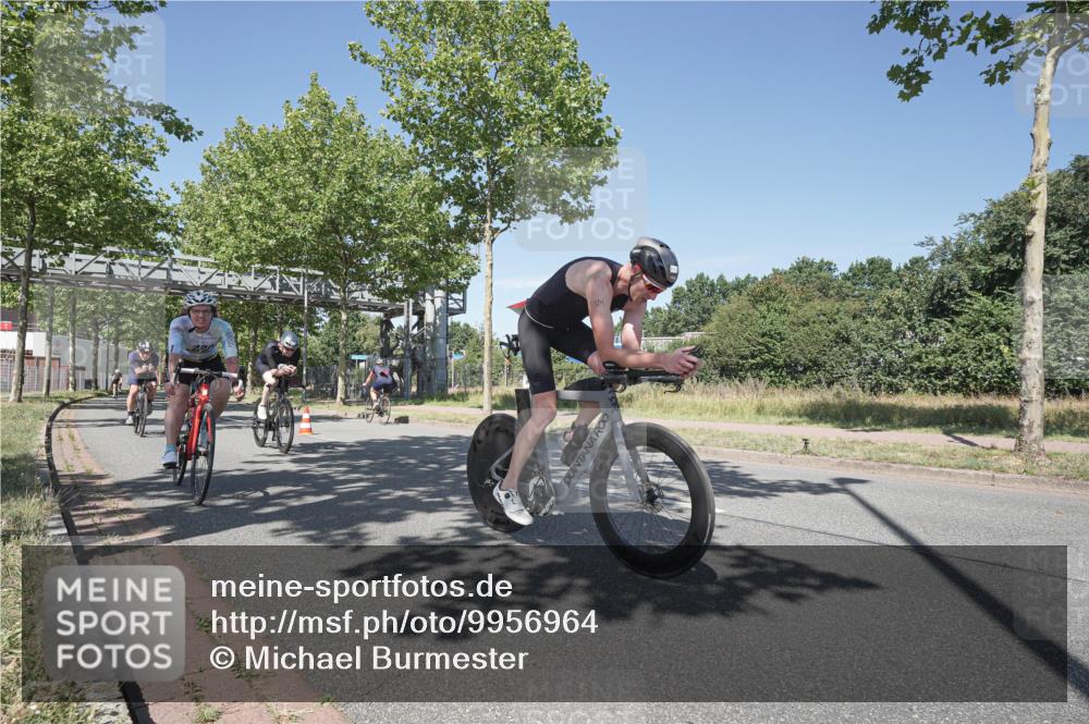09.08.2026 - GEWOBA Citytriathlon Bremen Michael Burmester http://msf.ph/oto/9956964 09.08.2026 12:56:24 Radfahren 664, 671, 673, 759, 871, 912, 1017, 1113 meine-sportfotos.de