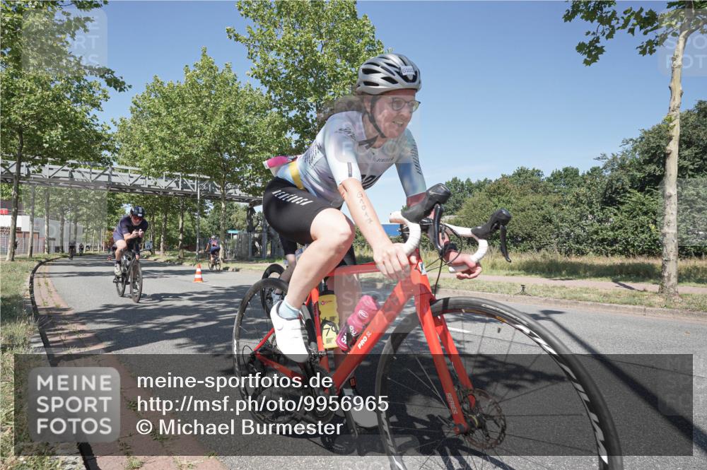 09.08.2026 - GEWOBA Citytriathlon Bremen Michael Burmester http://msf.ph/oto/9956965 09.08.2026 12:56:25 Radfahren 664, 671, 673, 759, 774, 871, 902, 912, 1017, 1113 meine-sportfotos.de