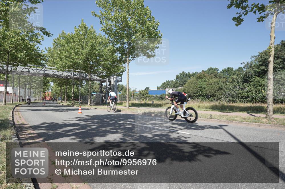 09.08.2026 - GEWOBA Citytriathlon Bremen Michael Burmester http://msf.ph/oto/9956976 09.08.2026 12:56:40 Radfahren 727, 761, 762, 774, 840, 848, 871, 902, 1113 meine-sportfotos.de