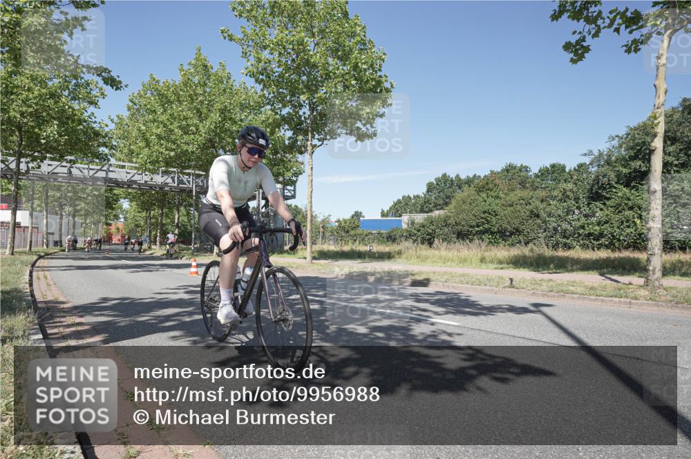09.08.2026 - GEWOBA Citytriathlon Bremen Michael Burmester http://msf.ph/oto/9956988 09.08.2026 12:57:00 Radfahren 601, 620, 637, 696, 740, 766, 767, 844, 896, 1012, 1109 meine-sportfotos.de