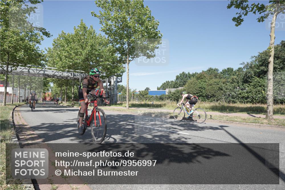 09.08.2026 - GEWOBA Citytriathlon Bremen Michael Burmester http://msf.ph/oto/9956997 09.08.2026 12:57:11 Radfahren 586, 637, 696, 766, 806, 844, 886, 896, 972, 1109 meine-sportfotos.de