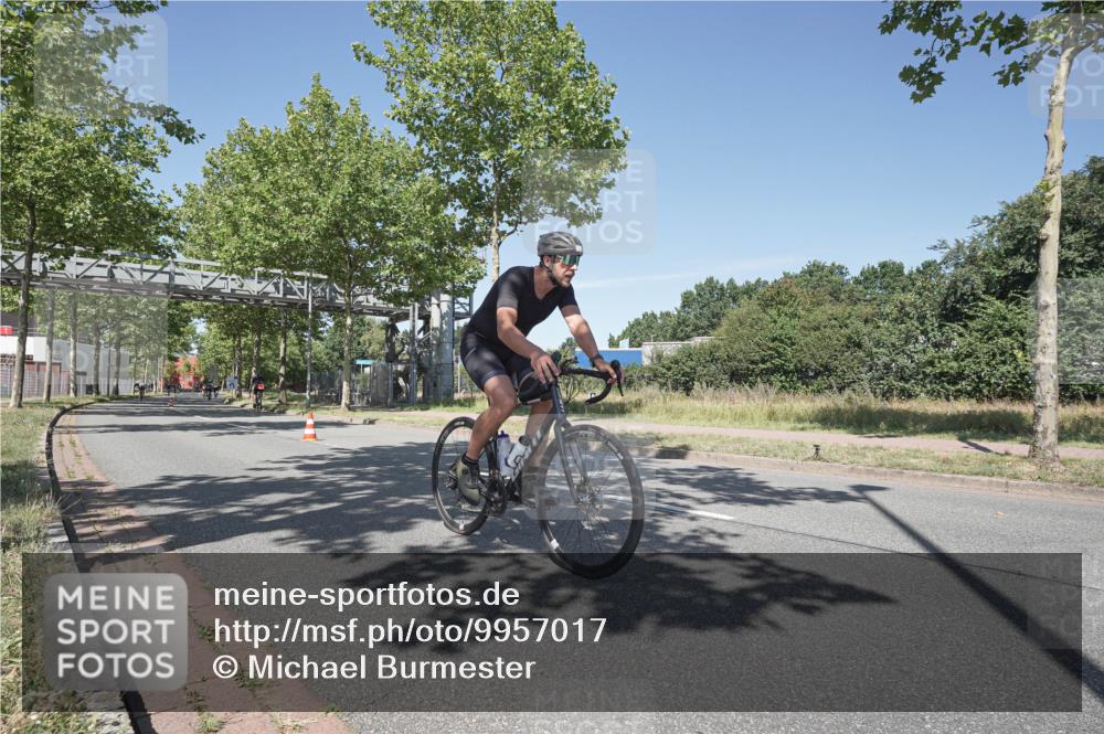 09.08.2026 - GEWOBA Citytriathlon Bremen Michael Burmester http://msf.ph/oto/9957017 09.08.2026 12:57:33 Radfahren 603, 701, 702, 834, 858, 982, 1153 meine-sportfotos.de