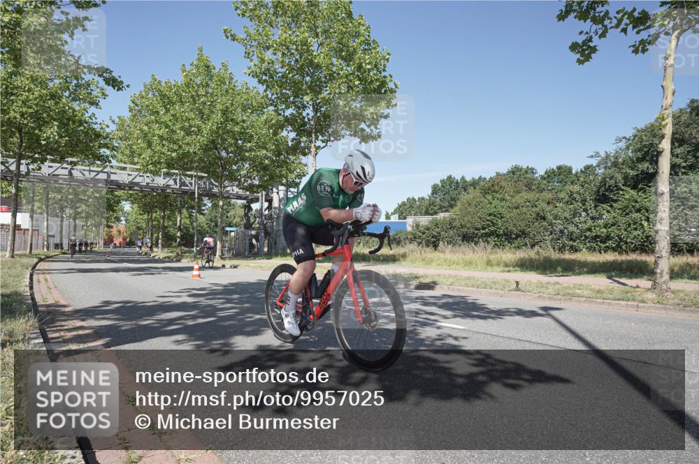 09.08.2026 - GEWOBA Citytriathlon Bremen Michael Burmester http://msf.ph/oto/9957025 09.08.2026 12:57:47 Radfahren 627, 707, 711, 809, 888, 919, 954, 1136, 1153 meine-sportfotos.de