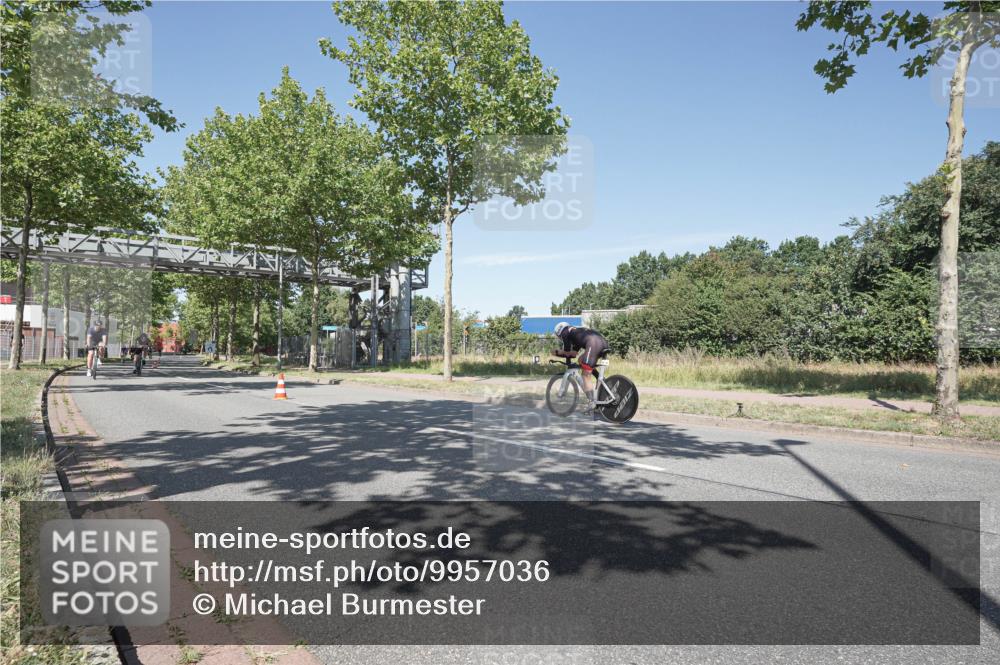 09.08.2026 - GEWOBA Citytriathlon Bremen Michael Burmester http://msf.ph/oto/9957036 09.08.2026 12:58:06 Radfahren 548, 578, 602, 625, 651, 718, 809, 931, 943, 954, 976, 998, 1003, 1121, 1154 meine-sportfotos.de