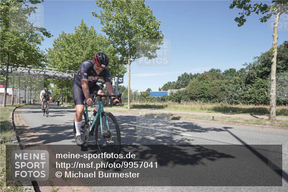 09.08.2026 - GEWOBA Citytriathlon Bremen Michael Burmester http://msf.ph/oto/9957041 09.08.2026 12:58:13 Radfahren 578, 602, 625, 651, 798, 931, 943, 976, 1003, 1121, 1154 meine-sportfotos.de