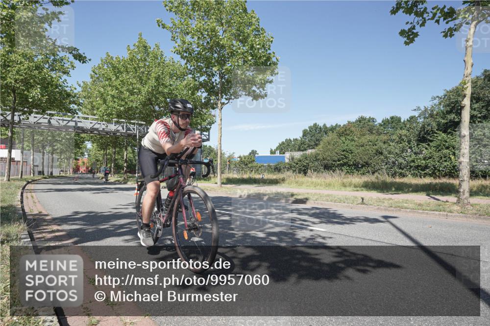 09.08.2026 - GEWOBA Citytriathlon Bremen Michael Burmester http://msf.ph/oto/9957060 09.08.2026 12:58:58 Radfahren 626, 1148 meine-sportfotos.de