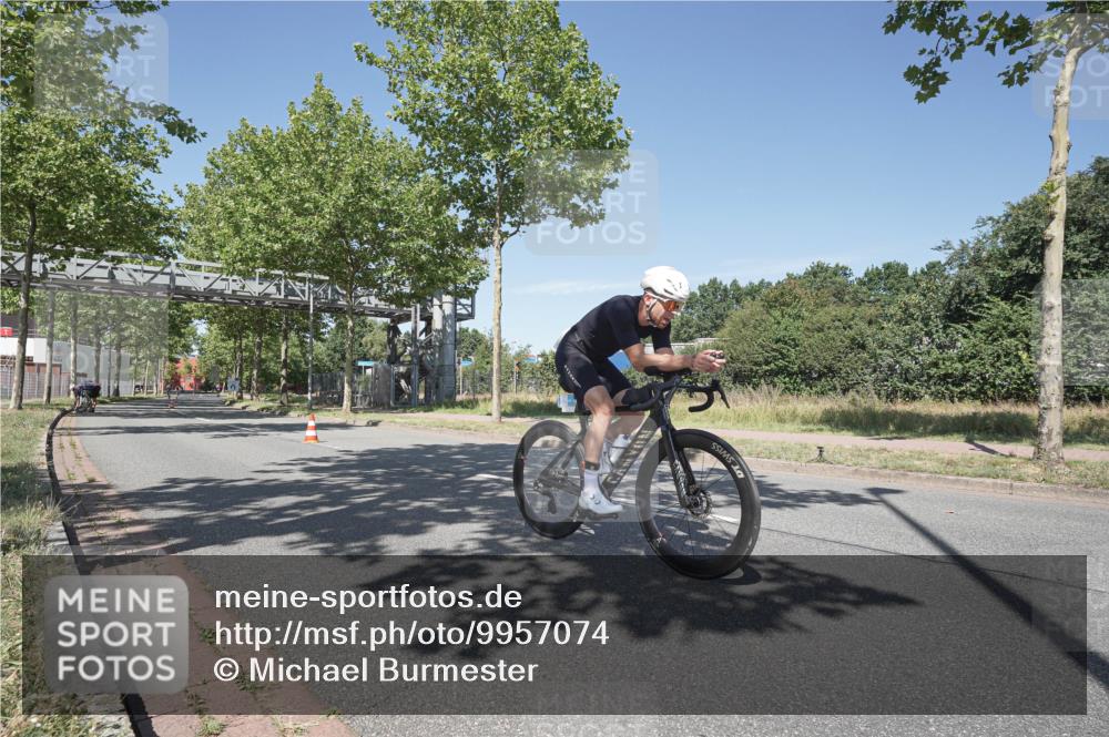 09.08.2026 - GEWOBA Citytriathlon Bremen Michael Burmester http://msf.ph/oto/9957074 09.08.2026 12:59:31 Radfahren 635, 658, 693, 712, 805 meine-sportfotos.de