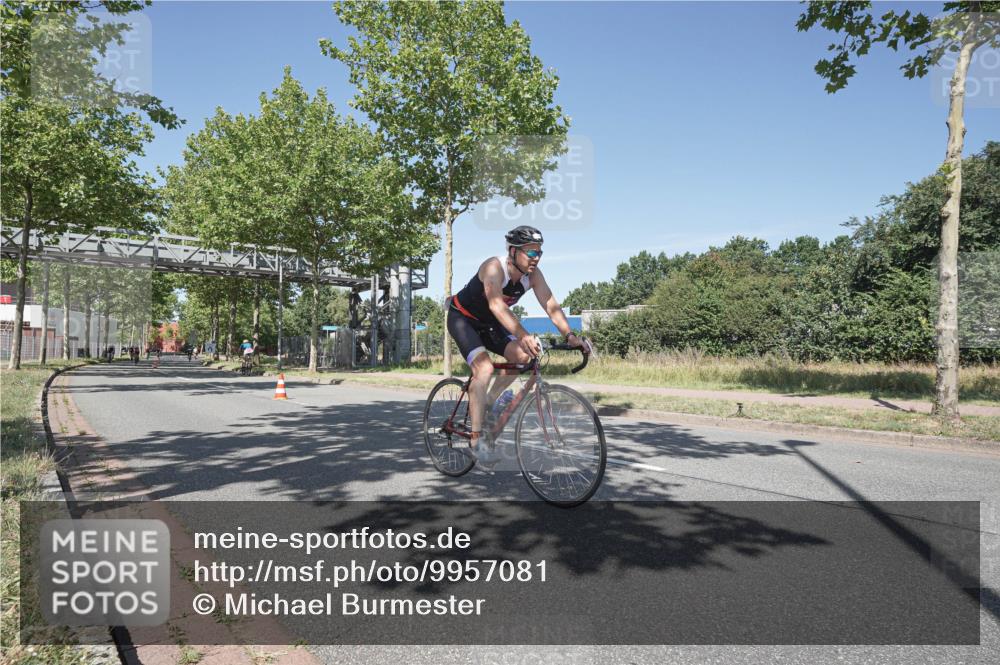 09.08.2026 - GEWOBA Citytriathlon Bremen Michael Burmester http://msf.ph/oto/9957081 09.08.2026 12:59:42 Radfahren 658, 712, 800, 817, 923, 951, 956 meine-sportfotos.de